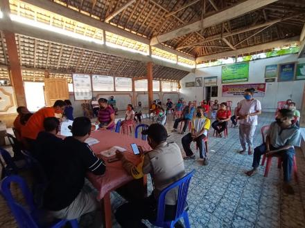 Sebanyak 65 KPM di Desa Ularan Menerima Bantuan Sosial Tunai Pusat Tahap III